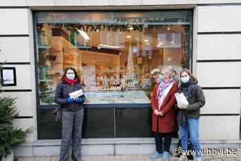 Vrijwilligers maken gedichtenstraten - Het Belang van Limburg