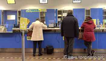 Saronno, caos all'ufficio postale di Via Manzoni: lunghe code agli sportelli e tensioni I VIDEO - Il Notiziario