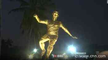 Statue of soccer superstar Cristiano Ronaldo is dividing opinion in India