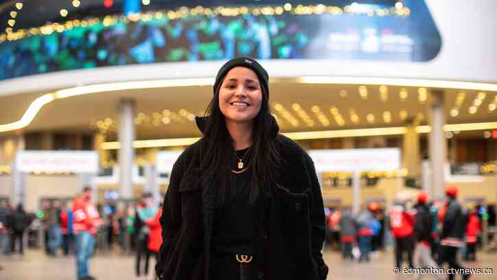 Blackhawks scout Brigette Lacquette breaks hockey barrier for Indigenous women