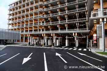 Park-and-rides nog steeds bijna leeg, maar shoppende Nederlanders beginnen nut er wel van in te zien: “Lekker handig”