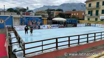 Misure anti covid, il 31 dicembre chiudono a Minturno il Villaggio di Natale e la pista sul ghiaccio - LatinaToday