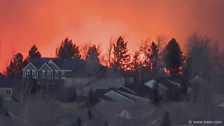Live updates: 1,600 acre fire destroys hundreds of buildings in superior