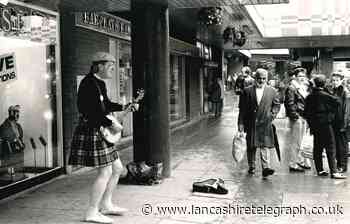 Who was the mystery busker of Burnley dressed in a kilt?