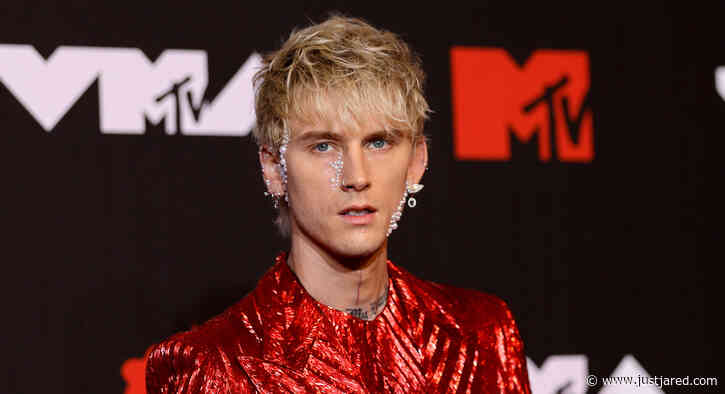 See the Machine Gun Kelly Clue on 'Jeopardy' That Left Every Contestant Stumped