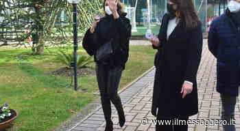 Amadeus, Alba Parietti con il corpo di ballo della Rai a pranzo al Clt di Terni - Il Messaggero