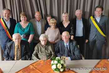 Raymond en Agnes vieren hun platina bruiloft - Het Nieuwsblad