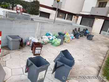 MANDURIA - «Intollerabile la mancata raccolta dei rifiuti nei pressi due palazzi SICE: la maggior parte sono differenziati correttamente» - ManduriaOggi