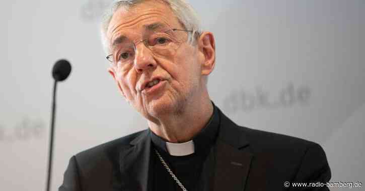 Predigten: Kirche soll sich weniger selbst bespiegeln