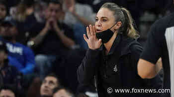 Hammon finalizing deal to coach WNBA's Aces