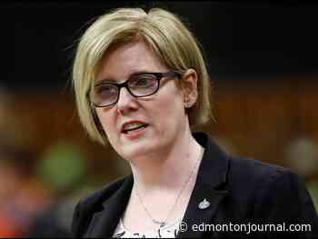 Workers unvaccinated against COVID-19 who lose jobs ineligible for EI benefits, federal employment minister says