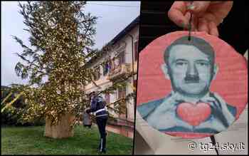 Sull'albero di Natale a Montemurlo appese palline con simboli nazisti: "Grave episodio" - Sky Tg24