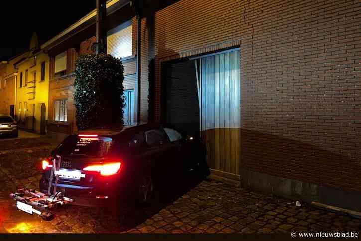 Van ongevallen en open café tot brandende bromfiets en wapenvertoon: 2022 begint niet overal even rustig in Mechelse regio