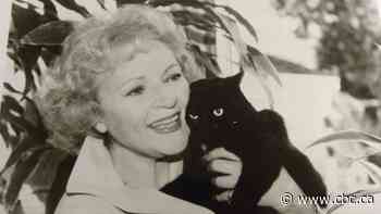 The day Betty White and her cat touched the hearts of Halifax newspaper readers