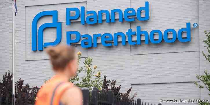 A Tennessee Planned Parenthood clinic that was previously targeted by a gunman has been destroyed in a fire