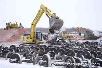 2 Canadian Pacific train derailments being cleaned up in Alberta and Saskatchewan - Castlegar News