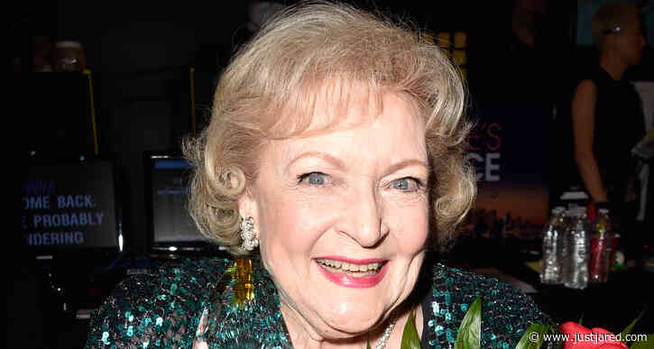 'Saturday Night Live' to Re-Air Episode with Betty White as Host in Honor of Her Death