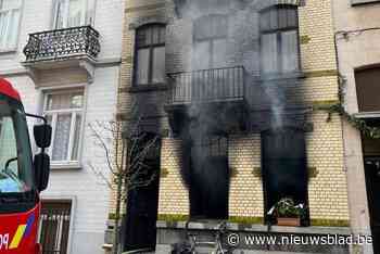 Twee personen bevangen door rook na keukenbrand (Sint-Lambrechts-Woluwe) - Het Nieuwsblad