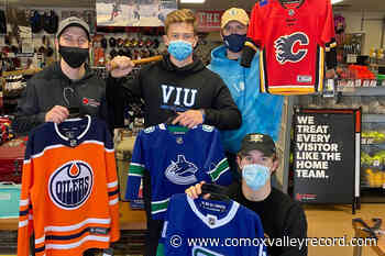 Nanaimo jersey thieves 'caught red-handed' with stolen goods in vehicle – Comox Valley Record - Comox Valley Record