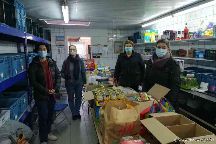 D’ Ouwe Garde zamelt 300 kilogram voedsel in voor vzw De Kruk