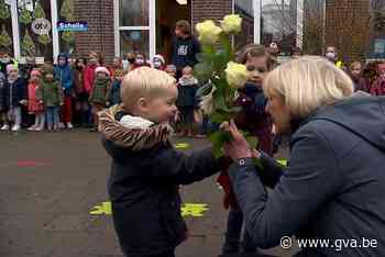 Directrice Lizzy in stijl uitgezwaaid: “Soms heb je geen woorden nodig” - Gazet van Antwerpen