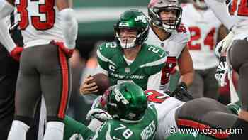 Saleh 'sick' as Jets botch 4th-down call in loss