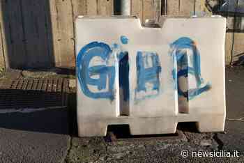 Catania, tombini divelti e pericolosi nel quartiere Borgo-Sanzio: la denuncia del Comitato Vulcania – FOTO - NewSicilia