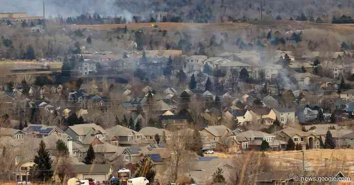 Two people still missing feared dead after Colorado wildfire - Reuters