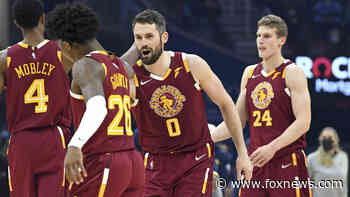 Evan Mobley, Kevin Love help Cavaliers rally past Pacers