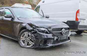 Baby bei Unfall in Passau leicht verletzt - Passau - Passauer Neue Presse