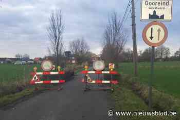 Verkeerssignalisatie rioleringswerken Gooreind wordt gedumpt of gestolen