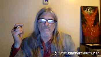 'Deep' Thinker Scott 'Wino' Weinrich Says Covid 19 Vaccines Are Not Real Vaccines - BLABBERMOUTH.NET