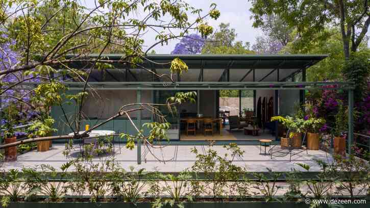 Glass and steel form rooftop Cascada House apartment in Mexico City