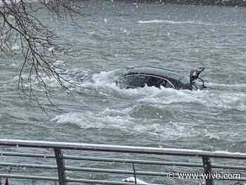 Police: Woman who drove into water near Niagara Falls died by drowning