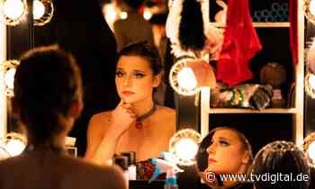 „Der Palast“: Doppeltes Spiel im DDR- Showbusiness mit vielen Stars - TV Digital