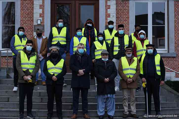 Ahmadiyya Moslim Gemeenschap start jaar met zwerfvuilactie