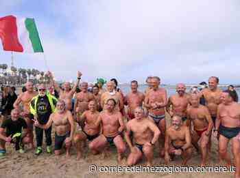 Bari, la tradizione resta: tuffo nel mare di Pane e Pomodoro - Corriere del Mezzogiorno