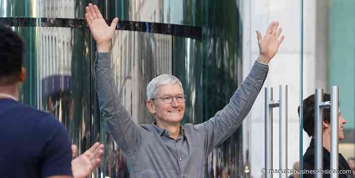Apple becomes the first US company to cross the $3 trillion market cap threshold