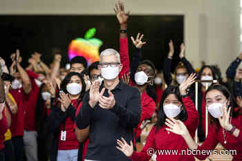 Apple becomes first U.S. company to reach $3 trillion market cap