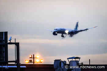 AT&T, Verizon reject U.S. request to delay 5G wireless plans