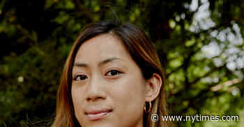 A Debut Novel About Friendship, Family and Other Ties That Bind