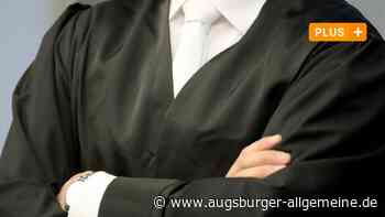 Straffälliger Anwalt verliert Zulassung – und arbeitet trotzdem weiter