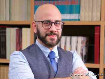 Monza. Dalla primaria di Vimercate a Italia1: Oscar Innaurato è il maestro dei vip a “Back to School” - MBnews