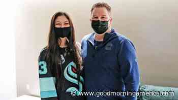 Woman surprised with $10K for medical school after spotting coach's cancerous mole - GMA