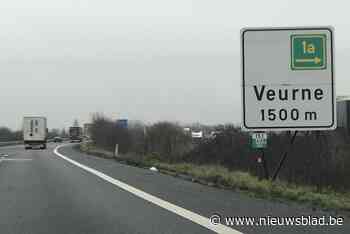 Oliespoor zorgt voor hinder op oprit E40