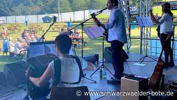 Bernbacher Ortsvorsteher ist sauer: Aktuell relativ wenig Spaß: Klaus Lienen sichtlich angefressen