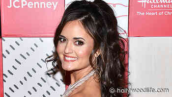 ‘Wonder Years’ Star Danica McKellar Shares Makeup-Free Selfie As She Celebrates 47th Birthday - HollywoodLife
