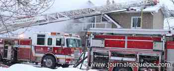 Un bâtiment endommagé par les flammes dans Beauport