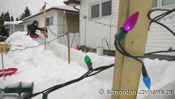 'I want to have people enjoy winter': Edmonton man creates snow slide in front yard - CTV News Edmonton