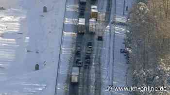 Monsterstau auf US-Autobahn: Hunderte verbringen Nacht bei eisigen Temperaturen im Auto